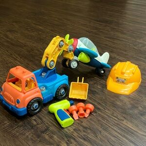 Battat Wonder Wheels Take Apart Construction Crane and Airplane Toy Set